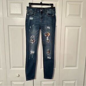 Judy Blue Jeans Womens Size 5/27 Blue Skinny Fit Distressed Leopard Animal Patch